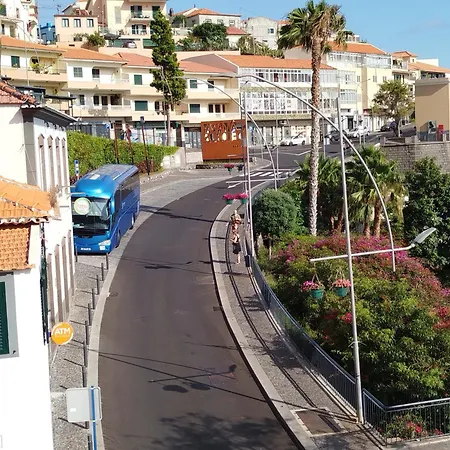 Baia Dos Lobos Камара-де-Лобуш