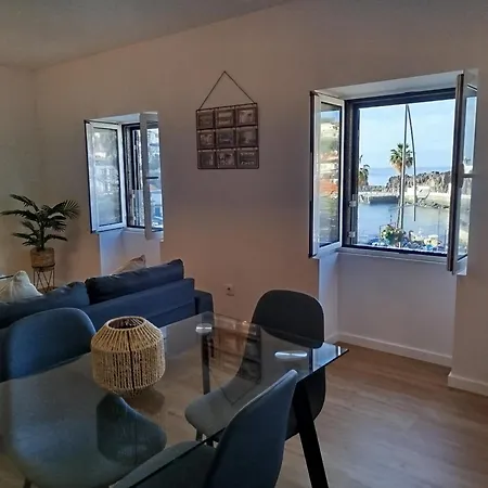 Apartman Baia Dos Lobos