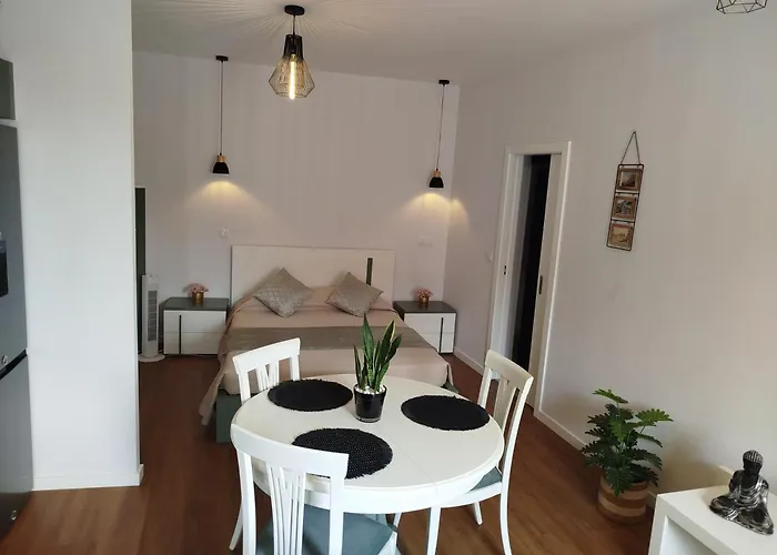 Apartman Baia Dos Lobos *