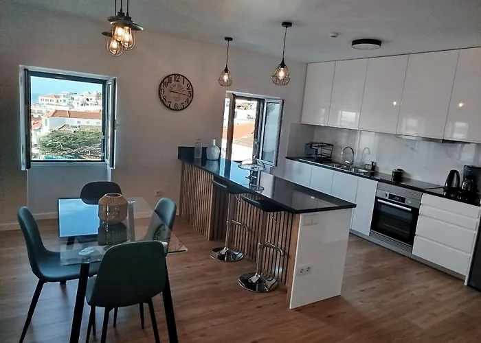 Apartman Baia Dos Lobos *